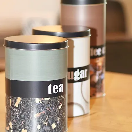 Falcon Center 3 Krolewska *