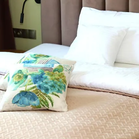 Falcon Center 3 Krolewska 아파트 *